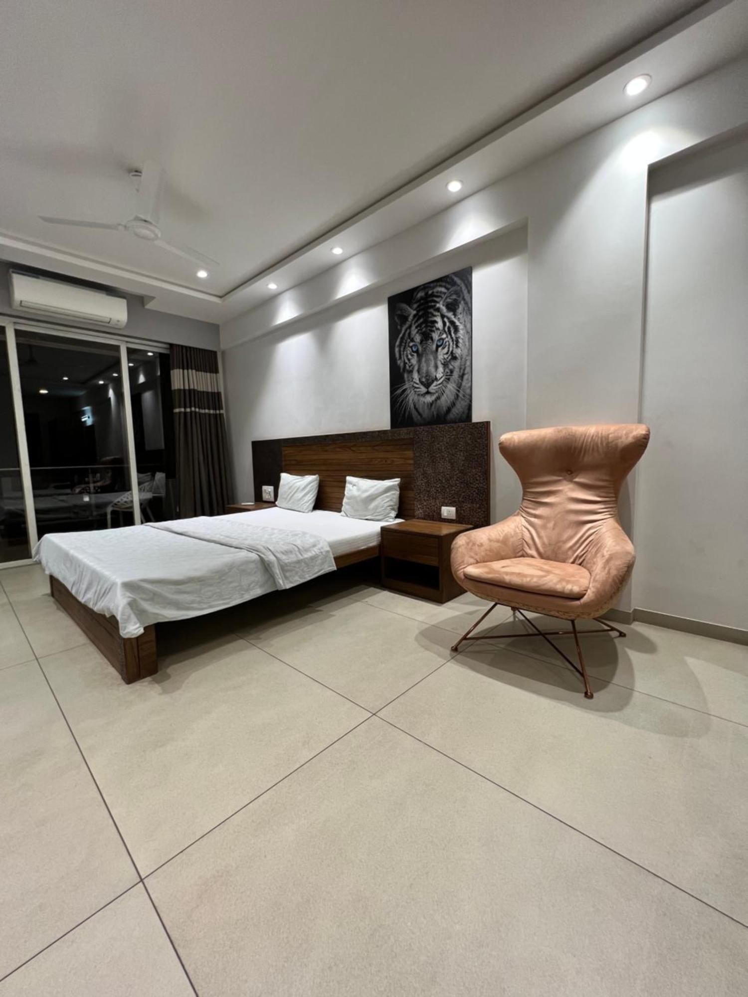 Capetown Resort Игатпури Экстерьер фото